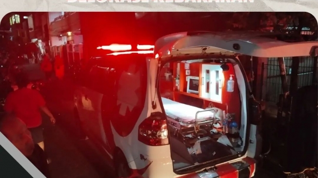 Standby Ambulans di Kebakaran
